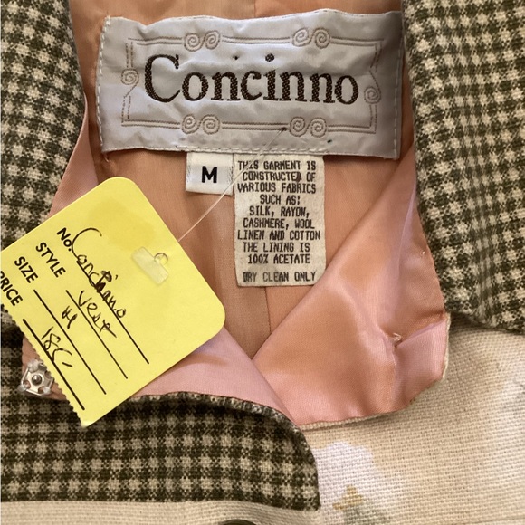 CONCINNO PATCHWORK VEST SIZE M NWT - Picture 4 of 5